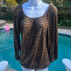 136. Michael, Michael Kors Leopard print shirt, 3/4 sleeves, XS, Runs big, GUC